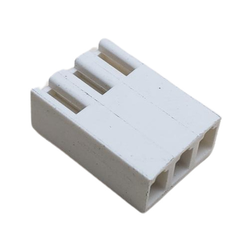 AMP 640250-3 CONNECTOR HEADER 3 POS RECEPTACLE W/RAMP .156"P NATURAL